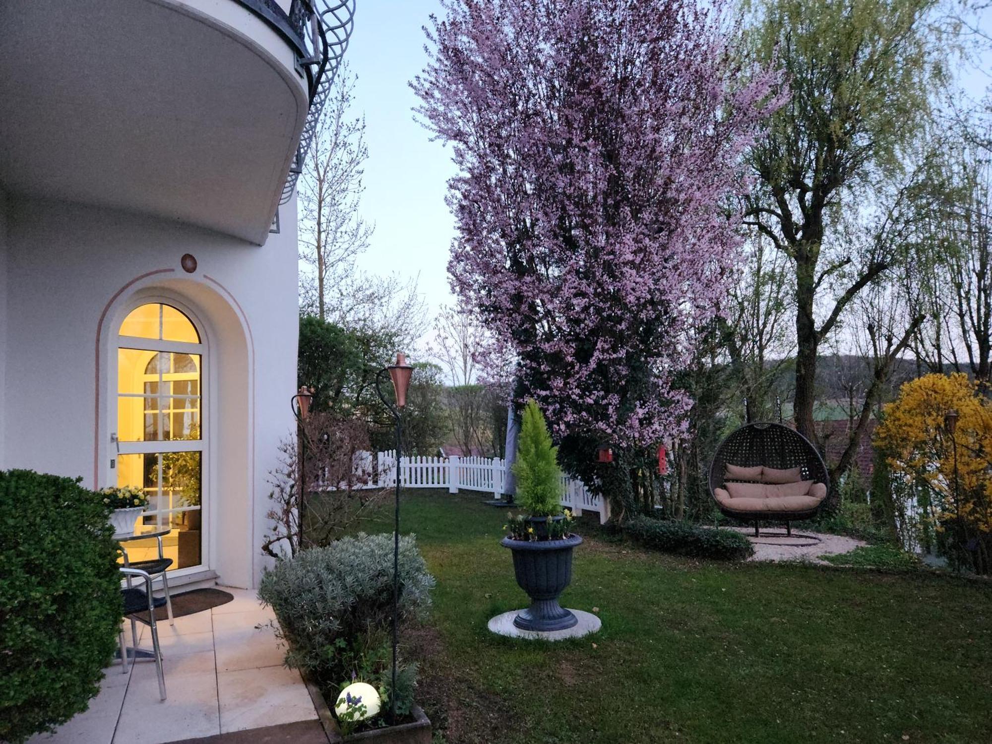 Gardenview Apartments & Suites Bei Bad Kissingen Nüdlingen Zewnętrze zdjęcie